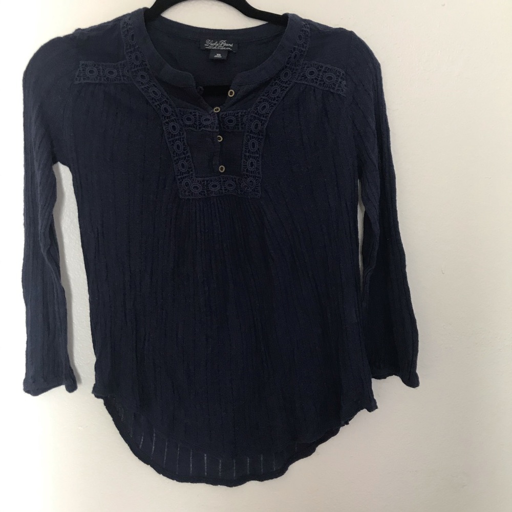 3/20 Lucky brand blue long sleeve embroidered top